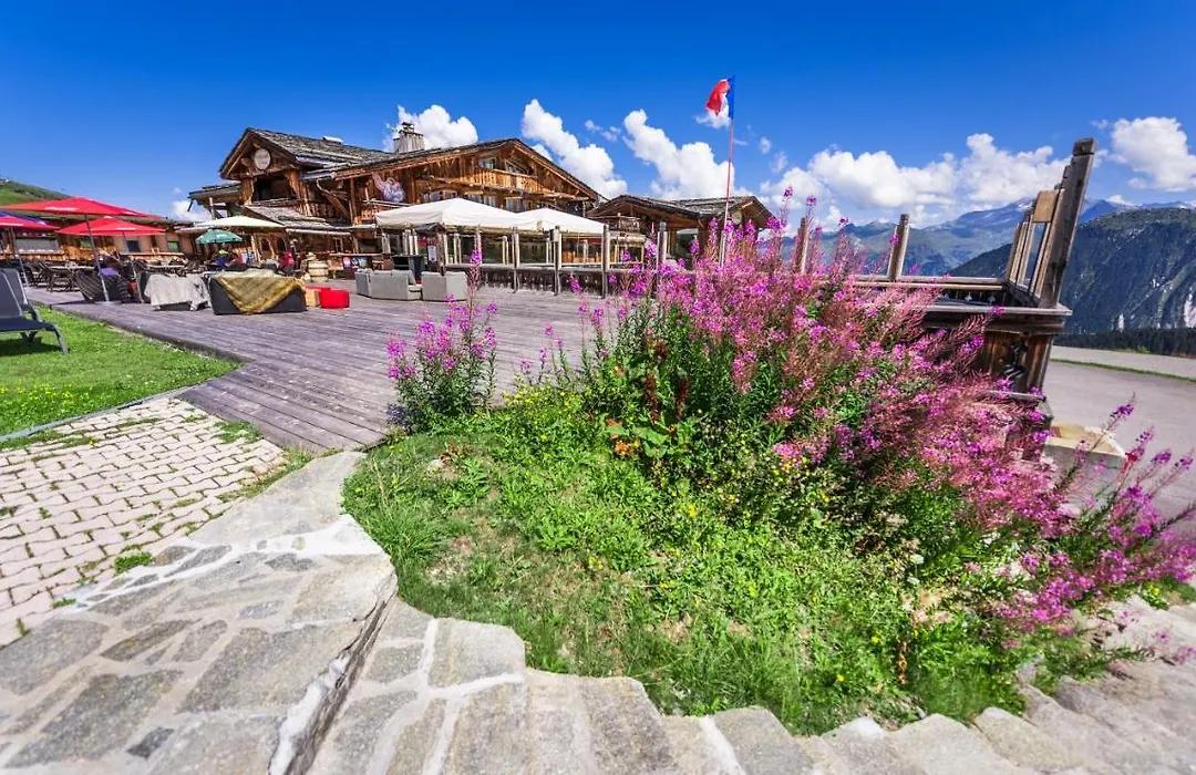 Hôtel 3 étoiles -Restaurant Le Pilatus Courchevel-1