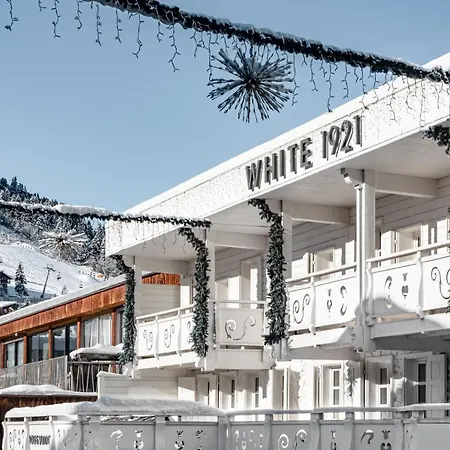 White 1921 Courchevel-3